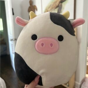 Cow squishmallow